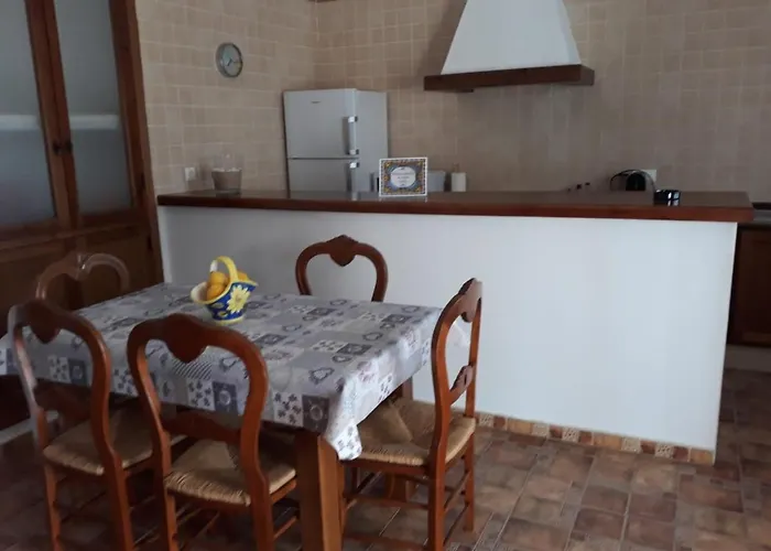 Trujillo Con Piscina Tatil Evi *