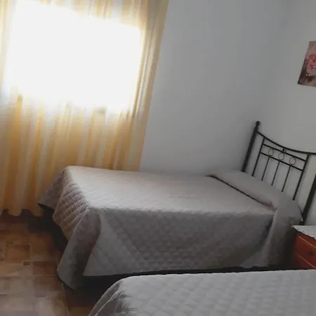 Будинок відпочинку Trujillo Con Piscina *